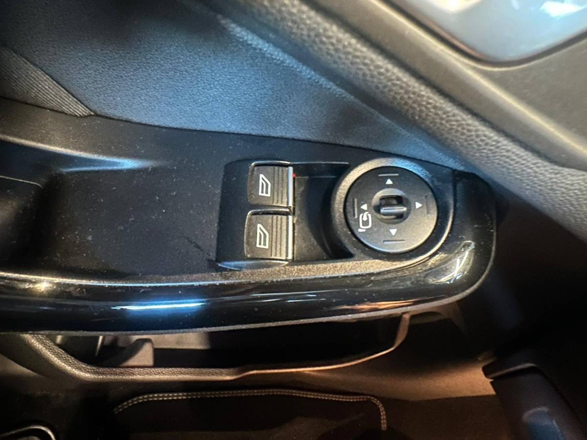 Ford Fiesta Ford Fiesta 1.0 EcoBoost 5-DEURS STYLE|CLIMA AIRCO|LM-VELG|NAVIGATIE|CRUISECONTROL|ISOFIX|BLUETOOTH|STOELVERWARMING|104.815 km NAP