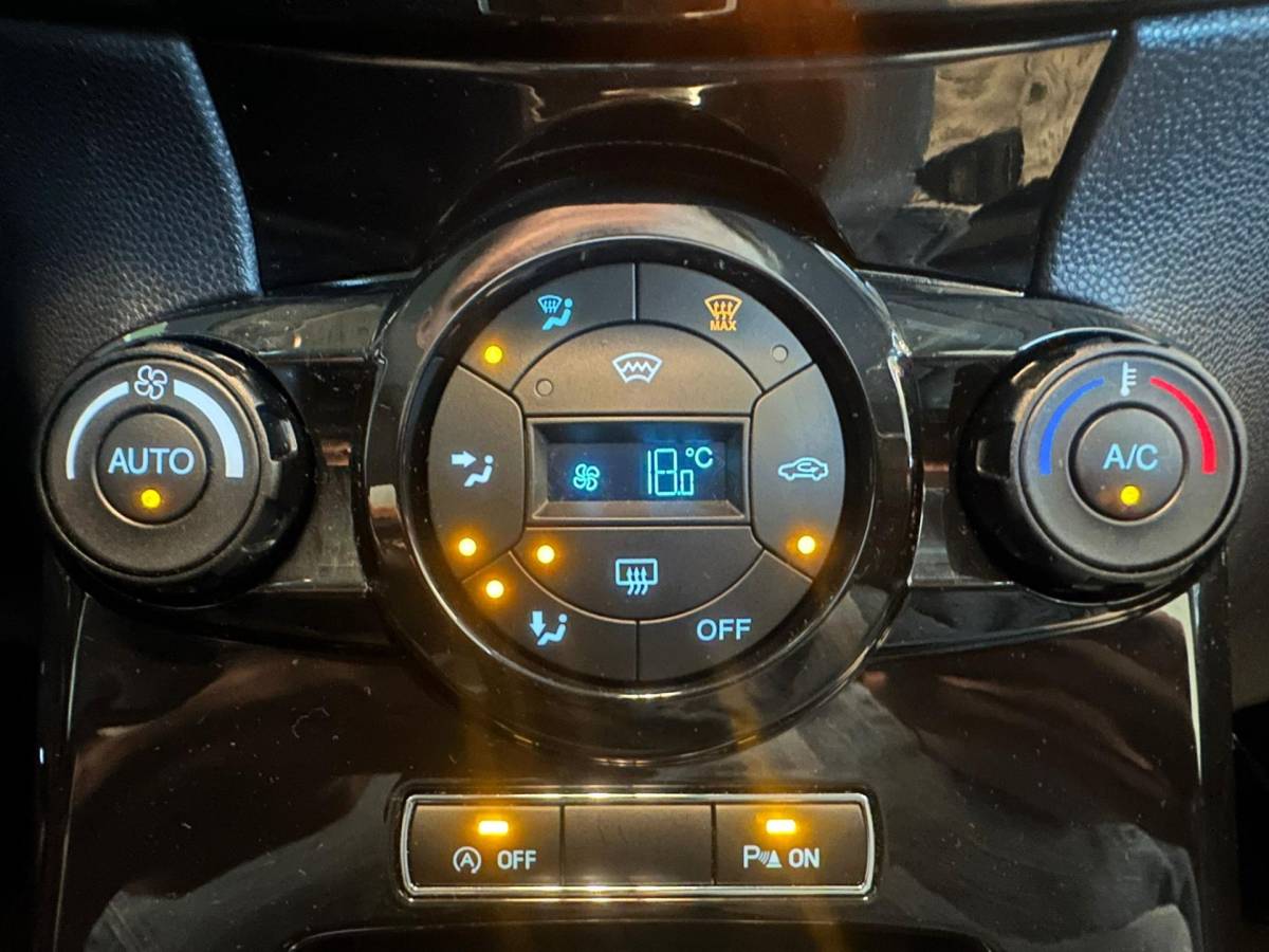 Ford Fiesta Ford Fiesta 1.0 EcoBoost 5-DEURS STYLE|CLIMA AIRCO|LM-VELG|NAVIGATIE|CRUISECONTROL|ISOFIX|BLUETOOTH|STOELVERWARMING|104.815 km NAP