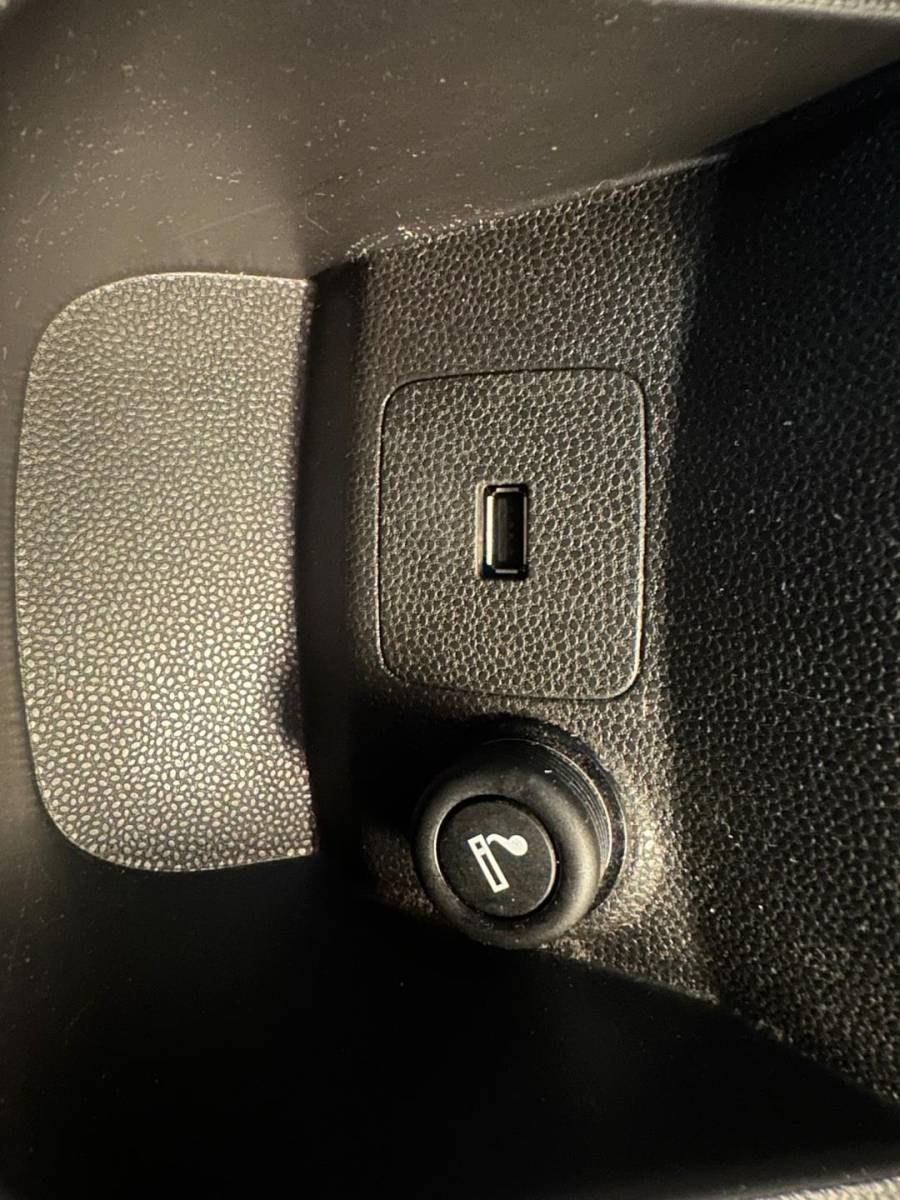 Ford Fiesta Ford Fiesta 1.0 EcoBoost 5-DEURS STYLE|CLIMA AIRCO|LM-VELG|NAVIGATIE|CRUISECONTROL|ISOFIX|BLUETOOTH|STOELVERWARMING|104.815 km NAP