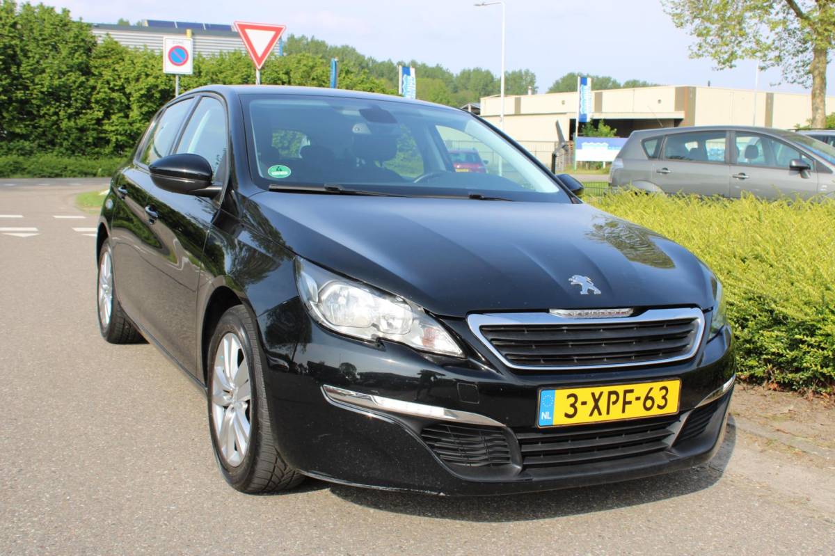 Peugeot 308 Peugeot 308 1.2 PureTech 5-DEURS ACTIVE-uitv|CLIMA AIRCO|CRUISE CONTROL|NAVIGATIE|ISOFIX|BLUETOOTH|nweAPK+OH.BEURT+DISTRIBUTIERIEM