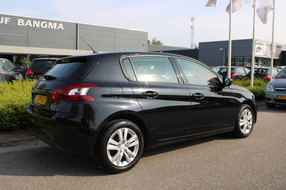 Peugeot 308 Peugeot 308 1.2 PureTech 5-DEURS ACTIVE-uitv|CLIMA AIRCO|CRUISE CONTROL|NAVIGATIE|ISOFIX|BLUETOOTH|nweAPK+OH.BEURT+DISTRIBUTIERIEM