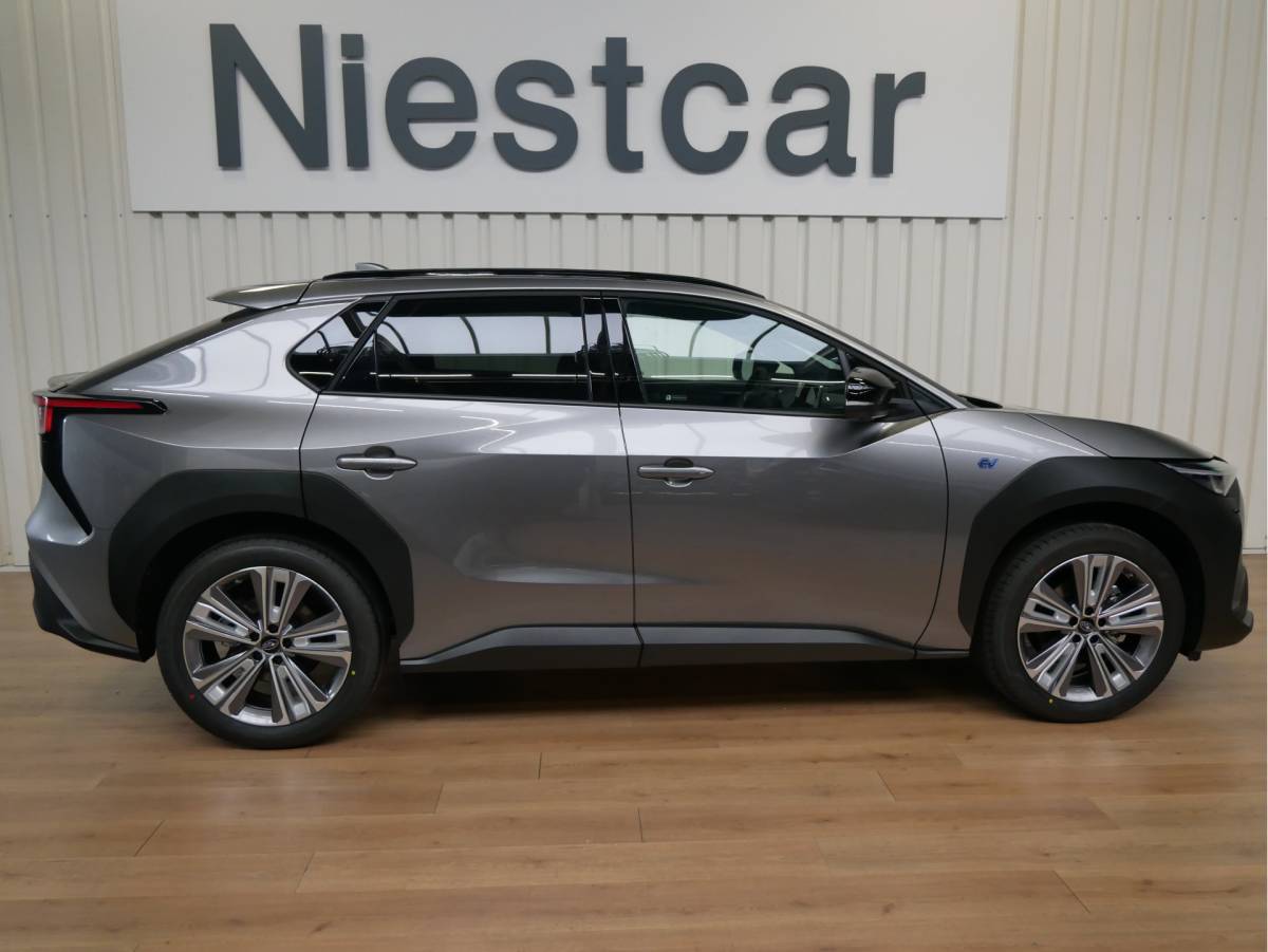 Subaru Solterra Subaru Solterra Sky Package 71 kWh Approved Used / Eye-Sight / Navigatie / Apple Carplay en android auto
