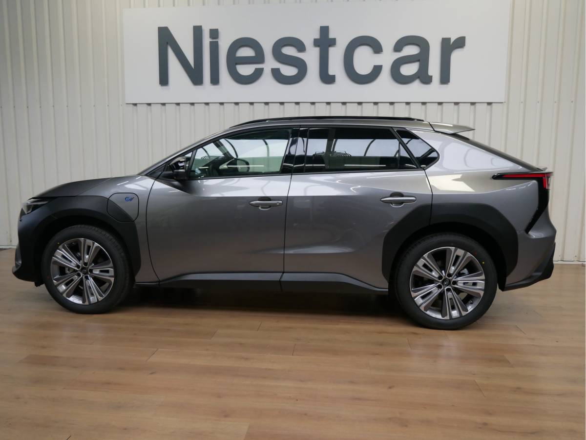 Subaru Solterra Subaru Solterra Sky Package 71 kWh Approved Used / Eye-Sight / Navigatie / Apple Carplay en android auto