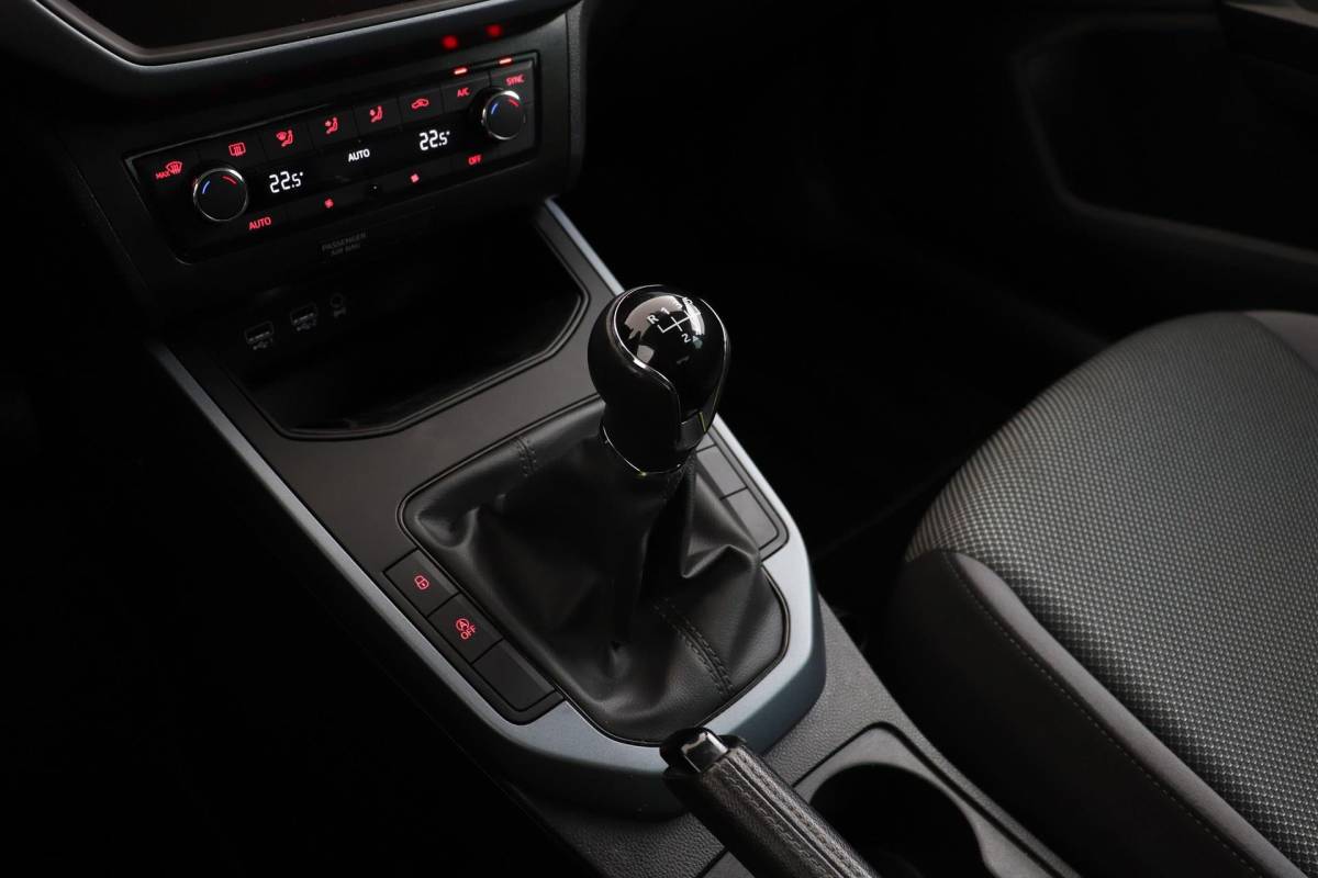 SEAT Arona Seat Arona 1.0 TSI Style | CarPlay | Climate Control | Parkeersensoren | Org NL.