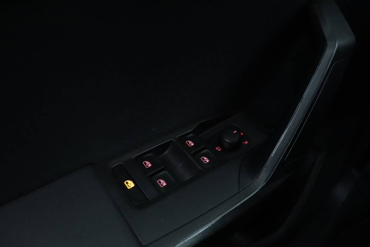 SEAT Arona Seat Arona 1.0 TSI Style | CarPlay | Climate Control | Parkeersensoren | Org NL.