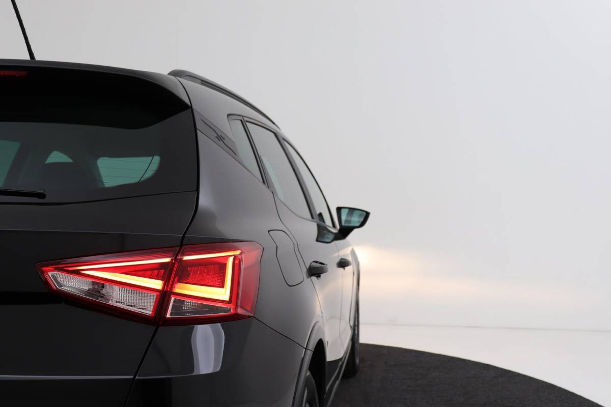 SEAT Arona Seat Arona 1.0 TSI Style | CarPlay | Climate Control | Parkeersensoren | Org NL.