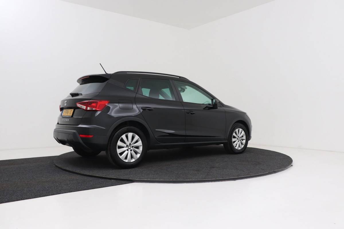 SEAT Arona Seat Arona 1.0 TSI Style | CarPlay | Climate Control | Parkeersensoren | Org NL.