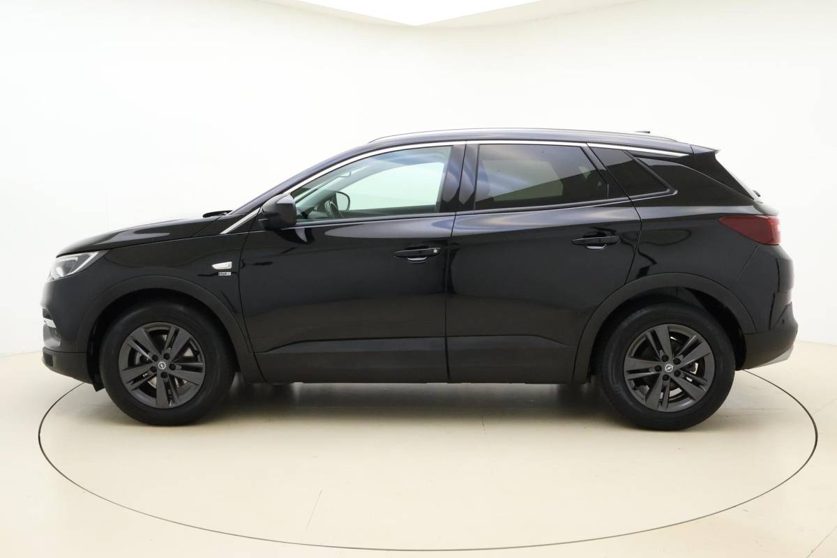 Opel Grandland X Opel Grandland X 1.2 Turbo 120 Jaar Edition | Apple Carplay/Android Auto | Cruise Control | Lichtmetalen velgen 17” | Bluetooth |