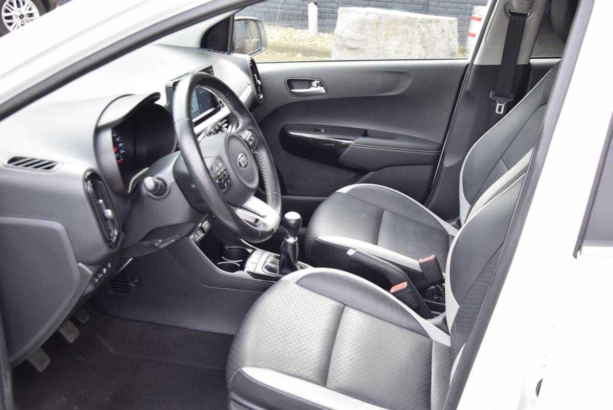 Kia Picanto Kia Picanto 1.0 CVVT Design Edition 2019 Navigator Navigatie Airco Cruise control Carplay