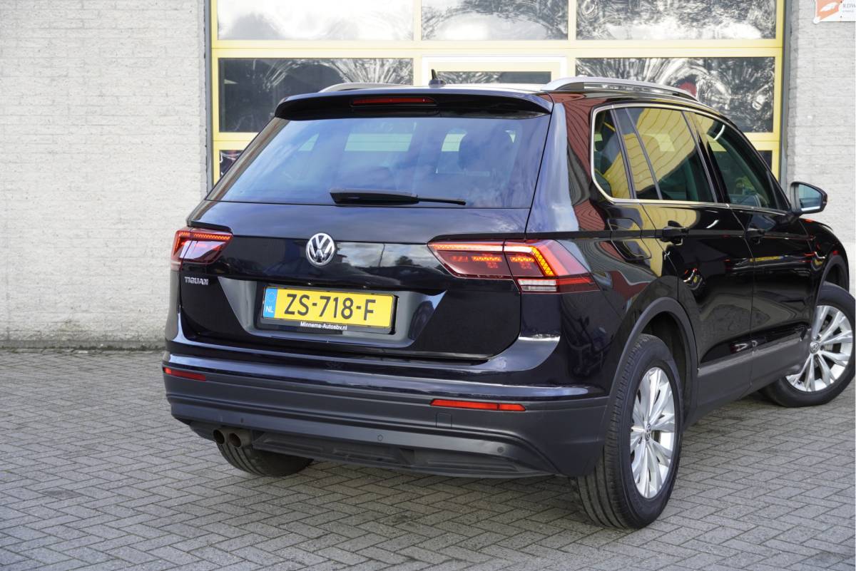 Volkswagen Tiguan Volkswagen Tiguan 1.5 TSI Comfortline Business BJ2019 Lmv 17″ | Led | Pdc | Navi | Elek. achterklep | App-Connect | Climate control | Cruise control | Verwarmde voorstoelen | Extra getint glas