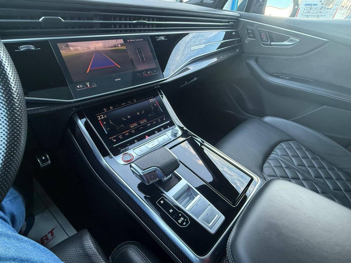 Audi SQ7 Audi SQ7 4.0 TDI SQ7 QUATTRO ALLE OPTIE’S € 175.168,- NIEUWPRIJS