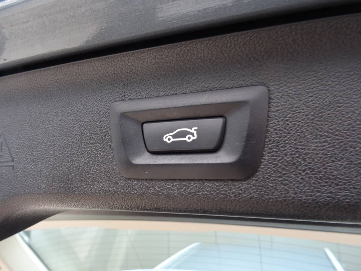 BMW 5 Serie BMW 5-serie Touring 530i High Executive * LED * GR NAVI * LEER !!