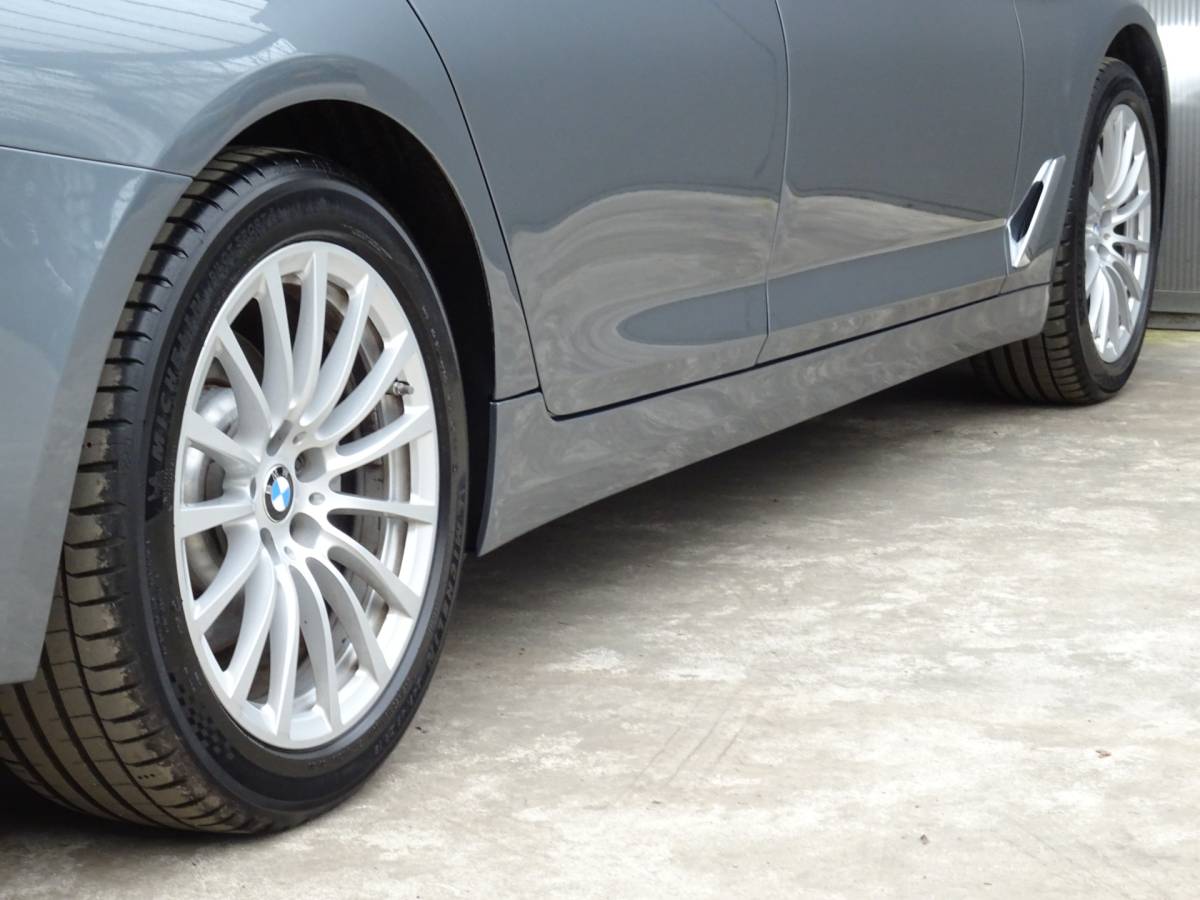 BMW 5 Serie BMW 5-serie Touring 530i High Executive * LED * GR NAVI * LEER !!