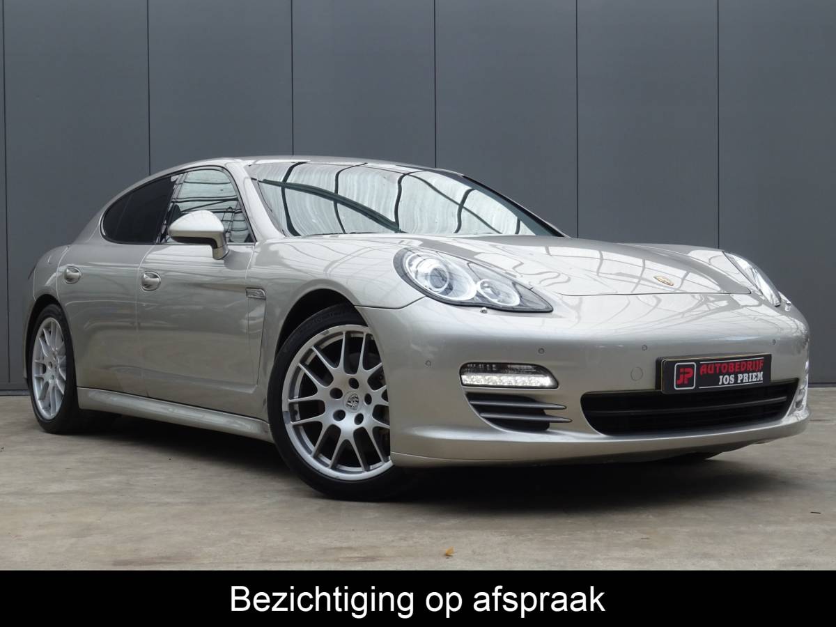 Porsche Panamera Porsche Panamera 4.8 4S * SPORTCHRONO * CARPLAY * YOUNGTIMER !!