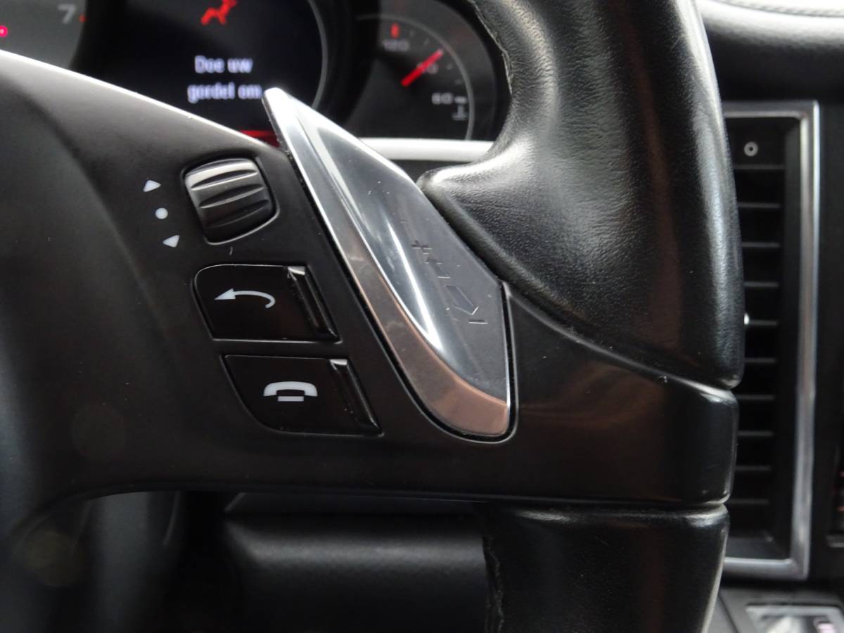 Porsche Panamera Porsche Panamera 4.8 4S * SPORTCHRONO * CARPLAY * YOUNGTIMER !!
