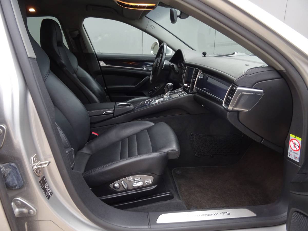 Porsche Panamera Porsche Panamera 4.8 4S * SPORTCHRONO * CARPLAY * YOUNGTIMER !!