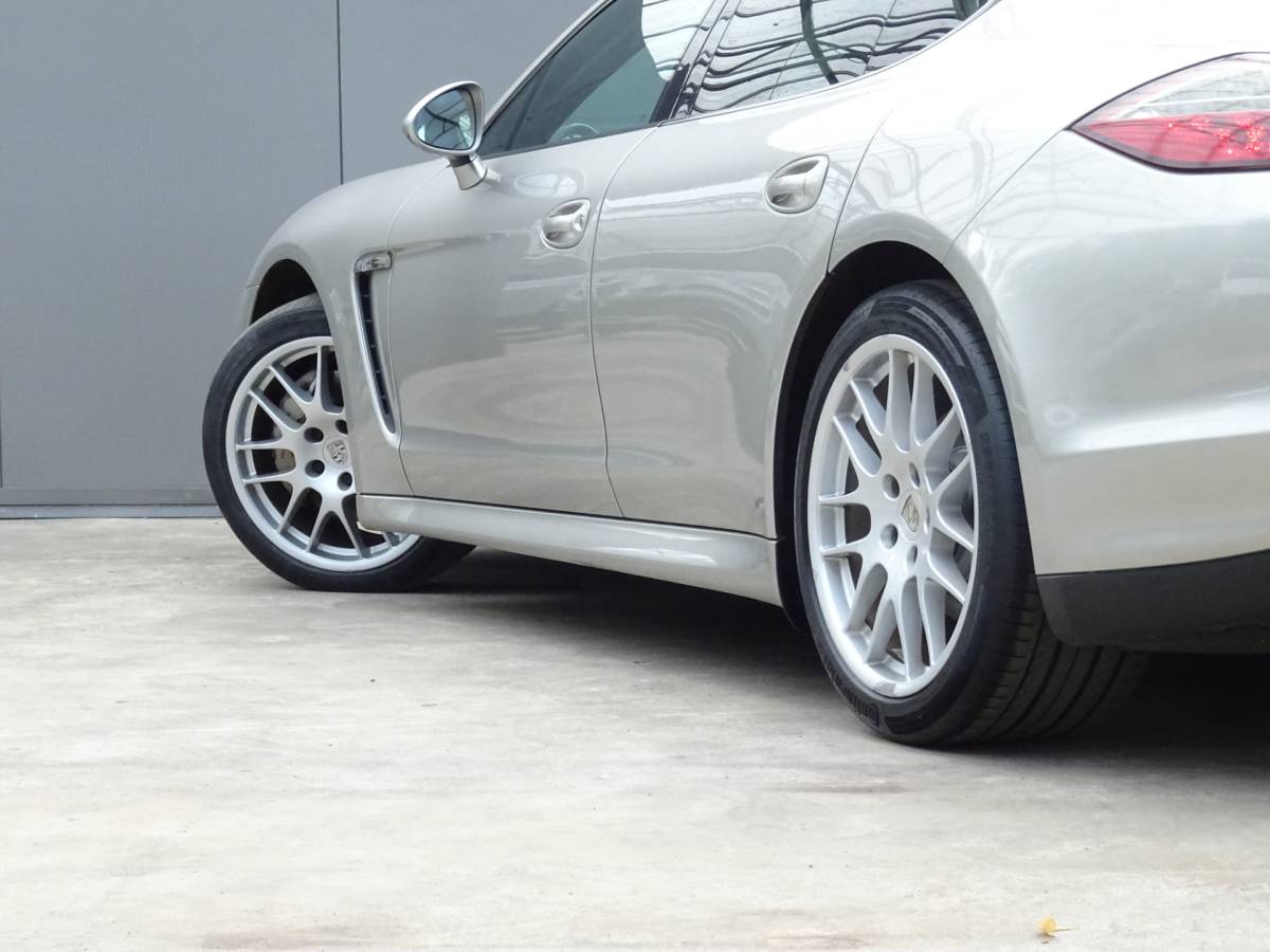 Porsche Panamera Porsche Panamera 4.8 4S * SPORTCHRONO * CARPLAY * YOUNGTIMER !!