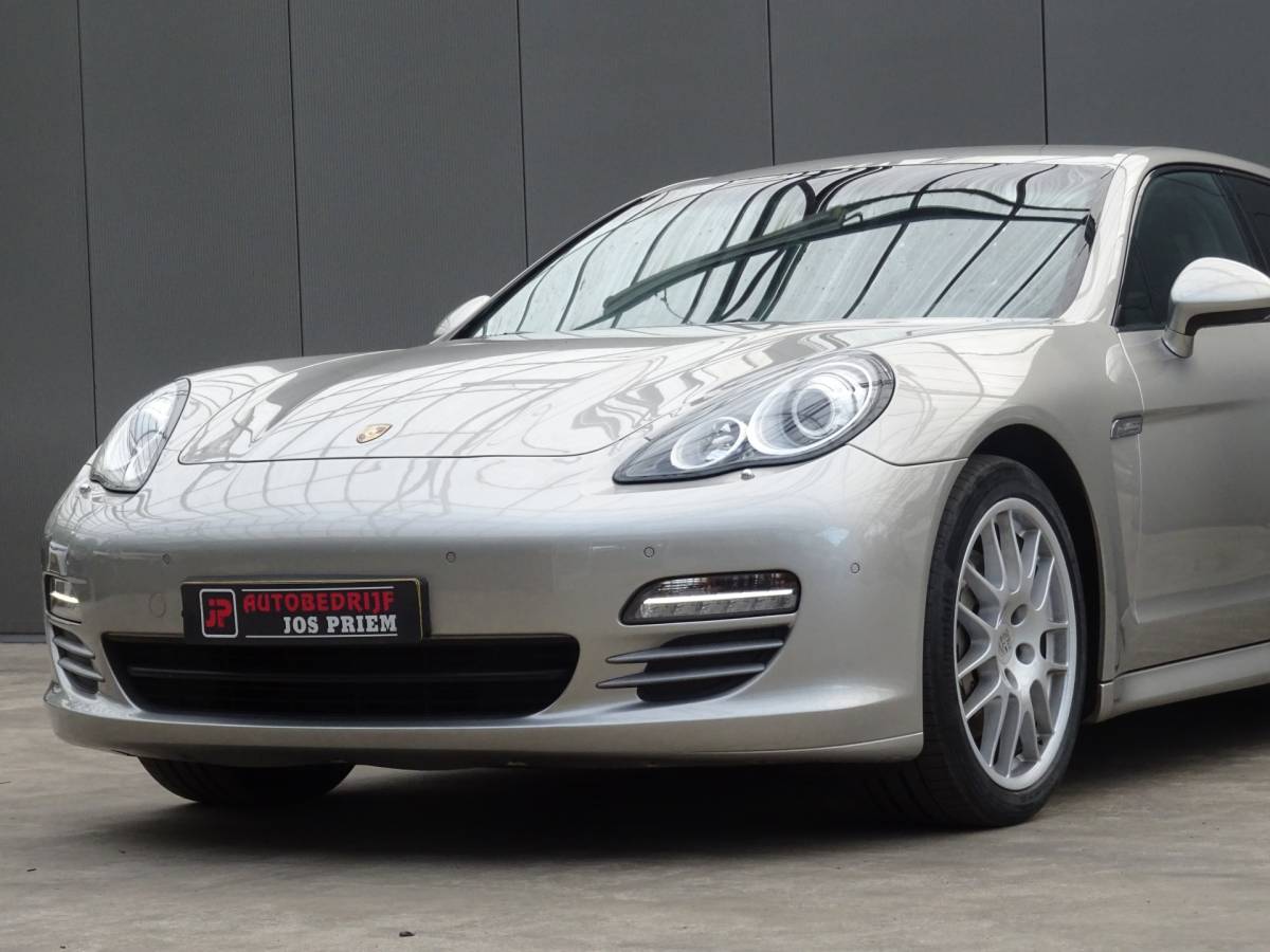 Porsche Panamera Porsche Panamera 4.8 4S * SPORTCHRONO * CARPLAY * YOUNGTIMER !!
