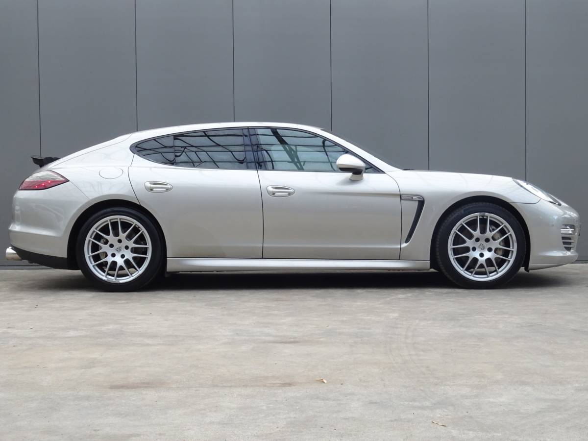 Porsche Panamera Porsche Panamera 4.8 4S * SPORTCHRONO * CARPLAY * YOUNGTIMER !!