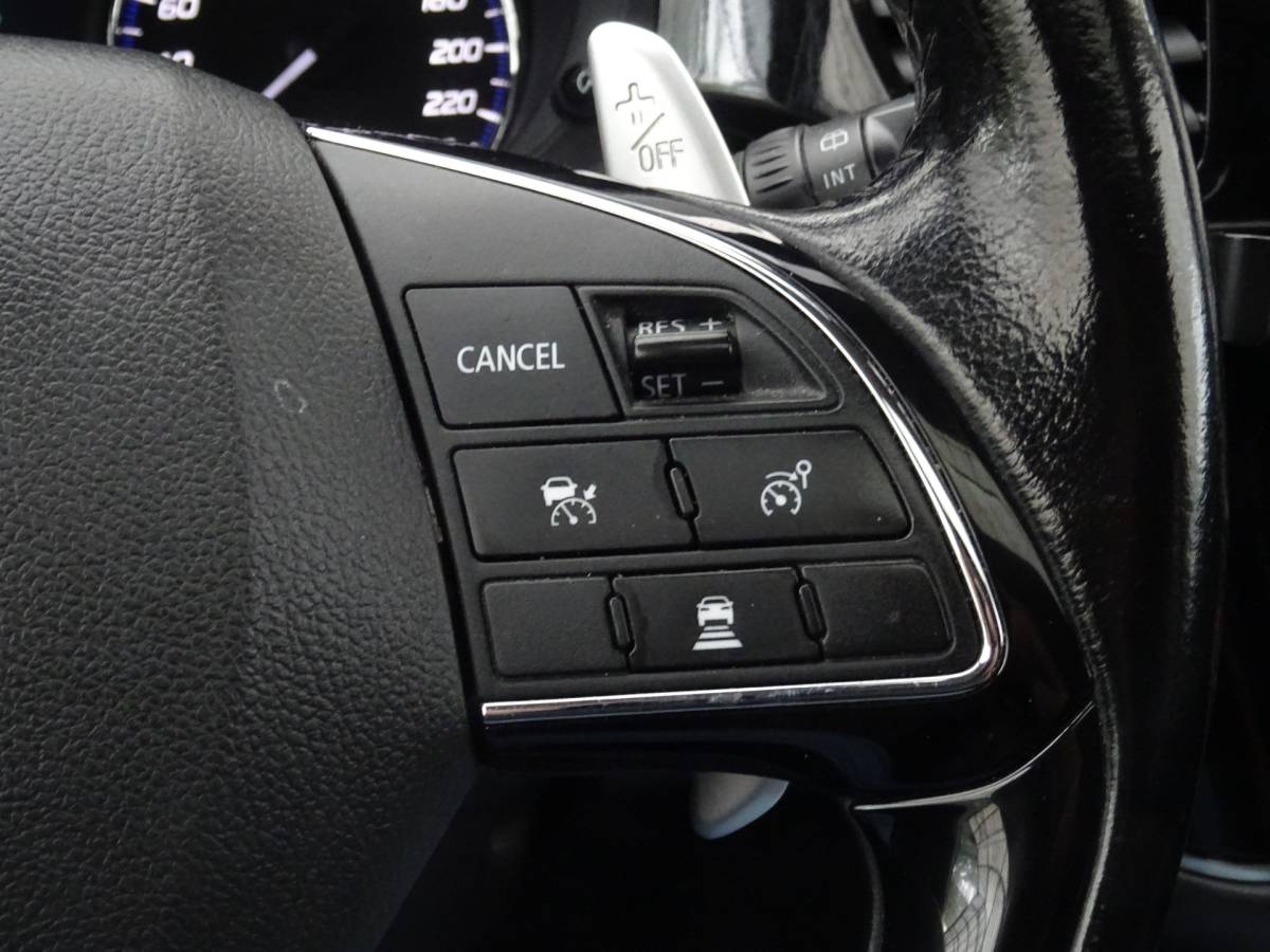 Mitsubishi Outlander Mitsubishi Outlander 2.2 DI-D Instyle 4WD * MEEST LUXE UITV. !!