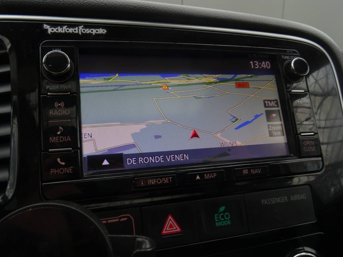 Mitsubishi Outlander Mitsubishi Outlander 2.2 DI-D Instyle 4WD * MEEST LUXE UITV. !!