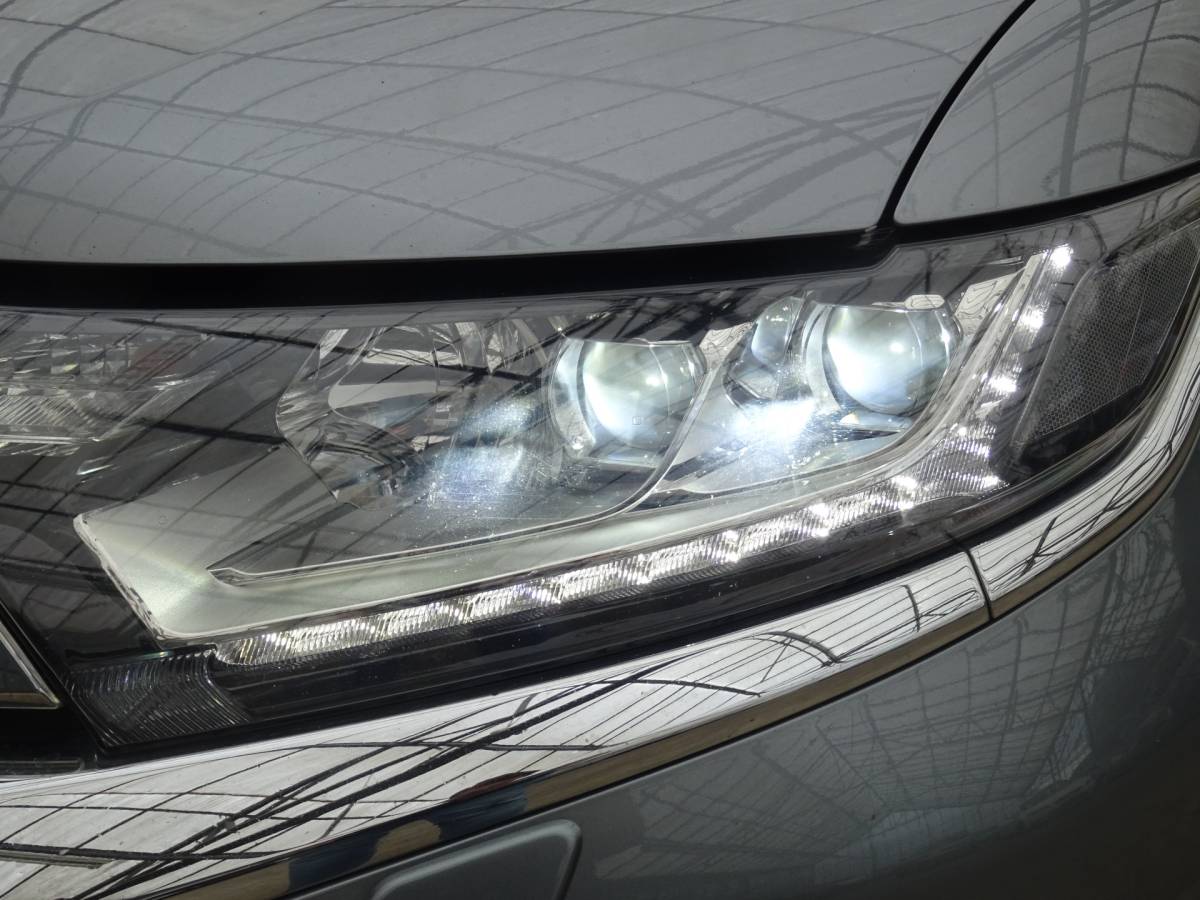 Mitsubishi Outlander Mitsubishi Outlander 2.2 DI-D Instyle 4WD * MEEST LUXE UITV. !!
