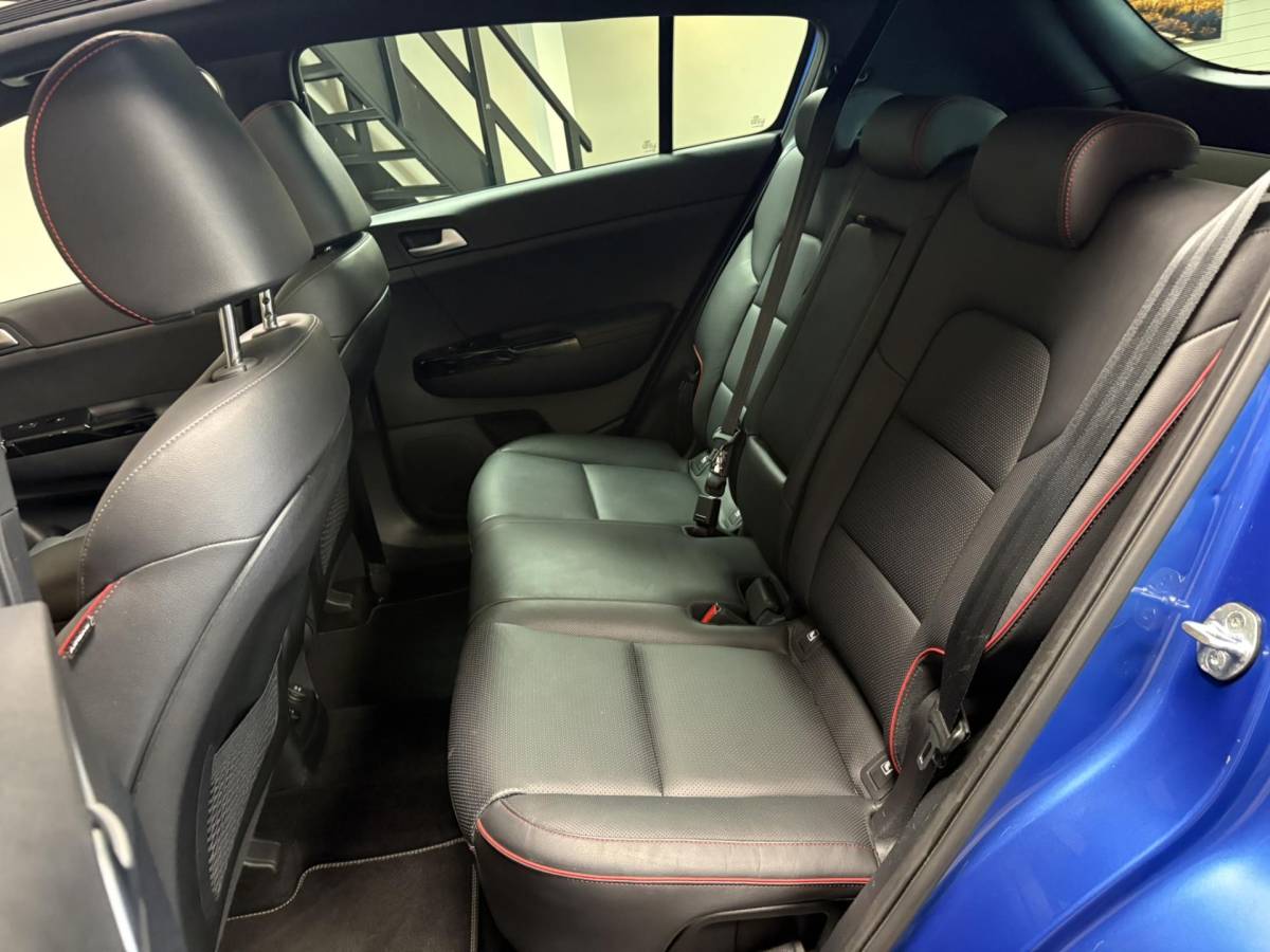 Kia Sportage Kia Sportage 1.6 T-GDI GT-Line *Automaat* Carplay|Pano|Stoel/Stuurverw.|Leer|Navi