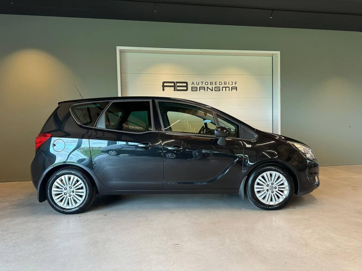 Opel Meriva Opel Meriva 1.4 TURBO COSMO-uitv|AIRCO|CRUISECONTROL|NAVIGATIE|BLUETOOTH|ISOFIX|PARKEERSENSOREN|NAP|nweAPK+OH.BEURT BIJ AFLEVERING