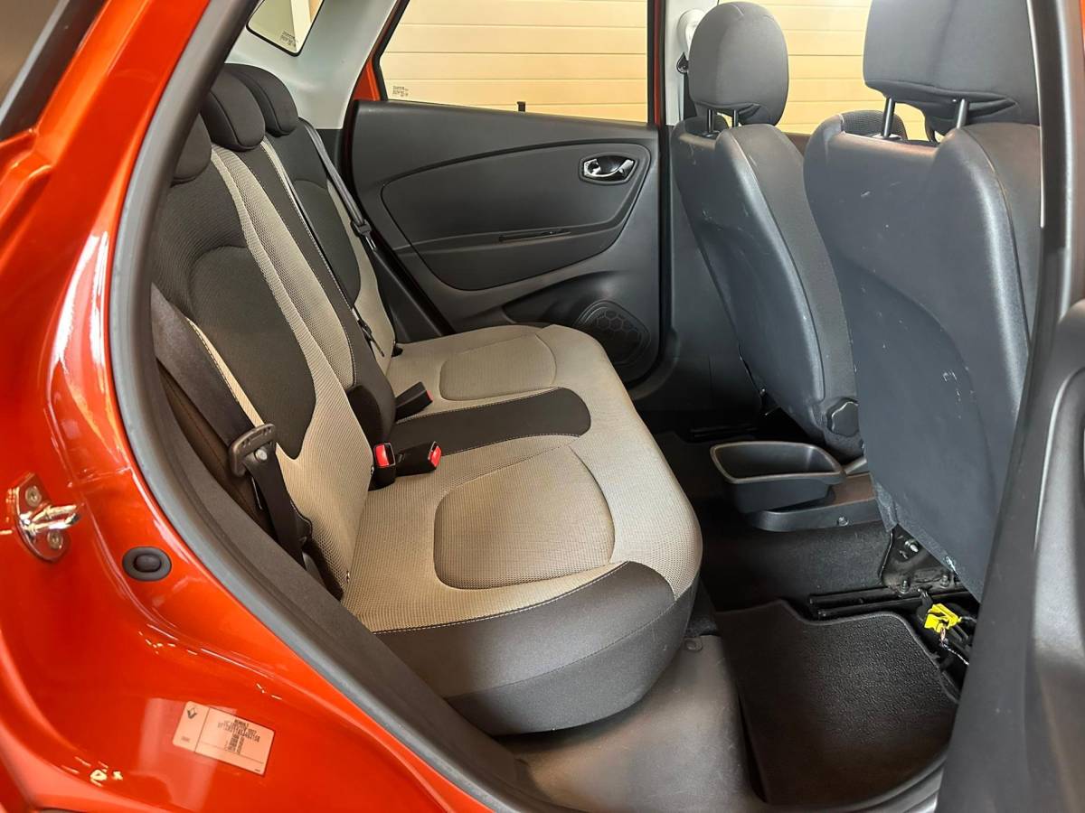 Renault Captur Renault Captur 0.9 TCe BARISTA-uitv|CLIMA AIRCO|CRUISECONTROL|ISOFIX|TREKHAAK|LM-VELGEN|AUX|BLUETOOTH|APK+O.H.BEURT BIJ AFLEVERING