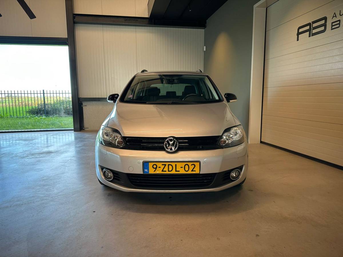 Volkswagen Golf Plus Volkswagen Golf Plus 1.2 TSI AUTOMAAT HIGHLINE-uitv|CLIMA AIRCO|ISOFIX|TREKHAAK|STOELVERWARMING|PARKEERSENSOREN|nwe APK+OH-BEURT