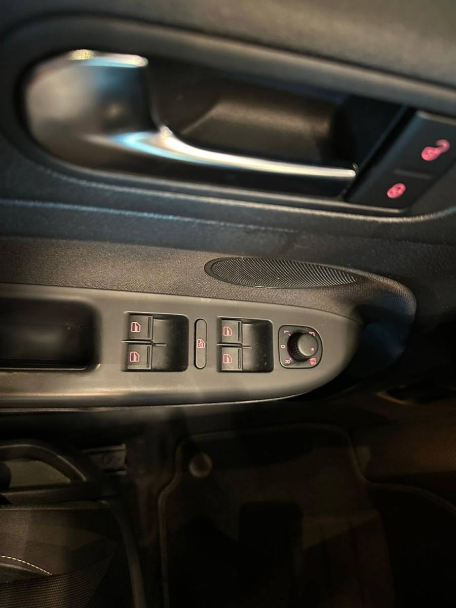 Volkswagen Golf Plus Volkswagen Golf Plus 1.2 TSI AUTOMAAT HIGHLINE-uitv|CLIMA AIRCO|ISOFIX|TREKHAAK|STOELVERWARMING|PARKEERSENSOREN|nwe APK+OH-BEURT