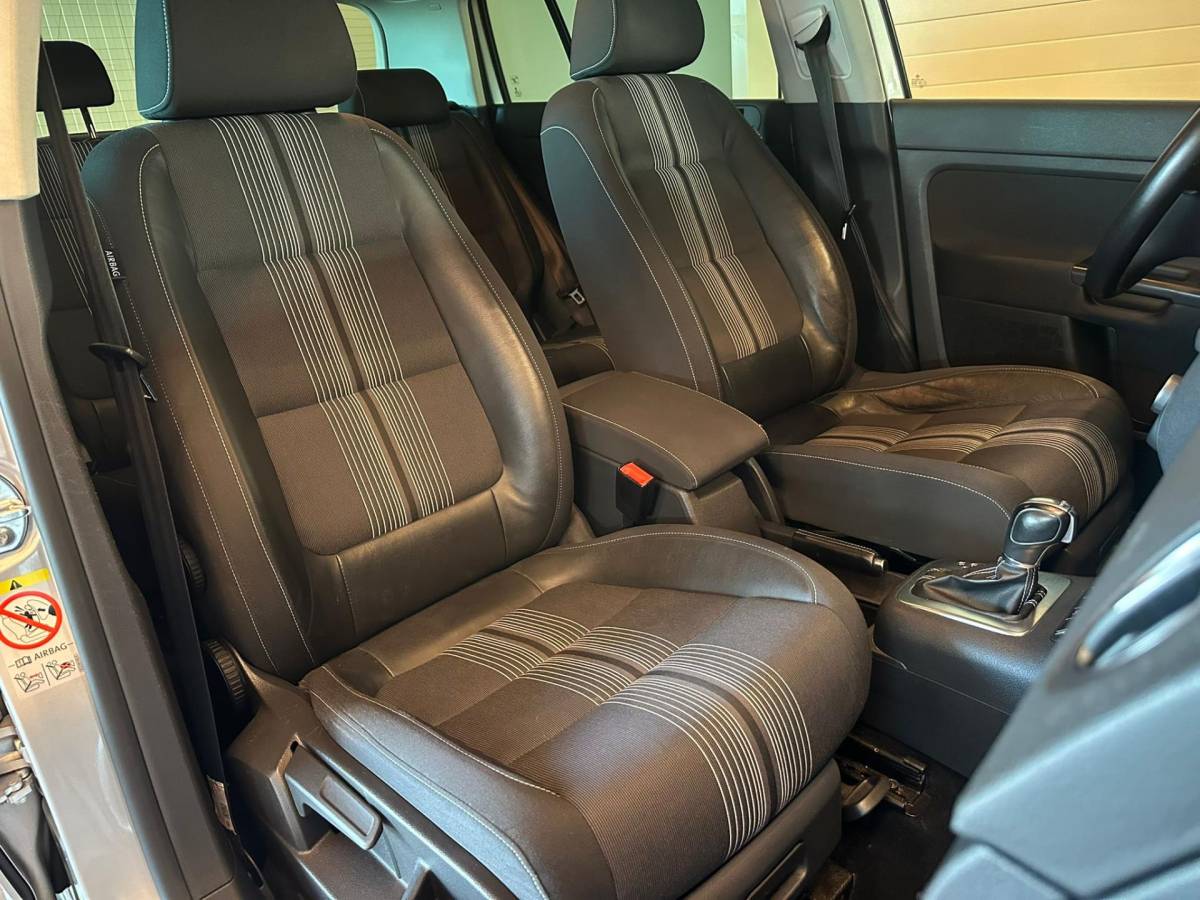 Volkswagen Golf Plus Volkswagen Golf Plus 1.2 TSI AUTOMAAT HIGHLINE-uitv|CLIMA AIRCO|ISOFIX|TREKHAAK|STOELVERWARMING|PARKEERSENSOREN|nwe APK+OH-BEURT