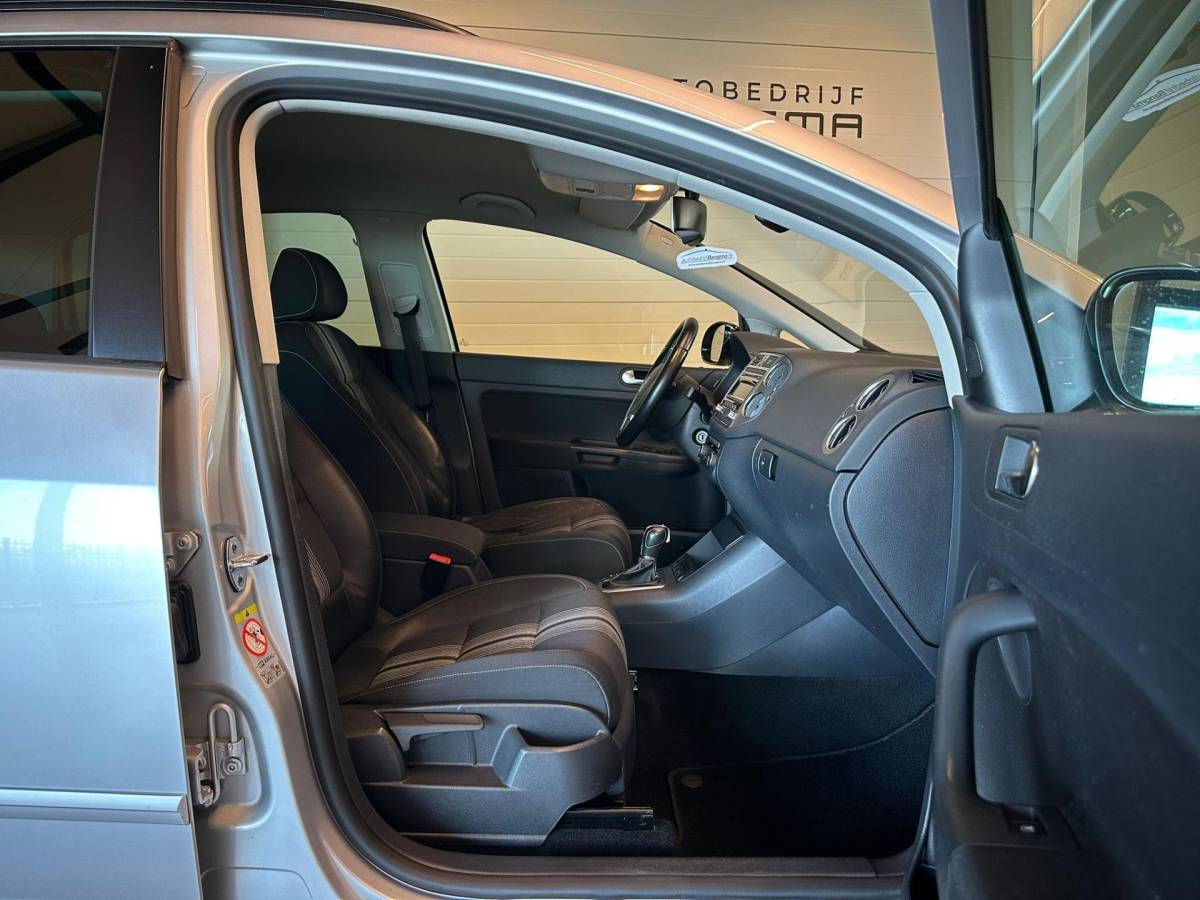 Volkswagen Golf Plus Volkswagen Golf Plus 1.2 TSI AUTOMAAT HIGHLINE-uitv|CLIMA AIRCO|ISOFIX|TREKHAAK|STOELVERWARMING|PARKEERSENSOREN|nwe APK+OH-BEURT