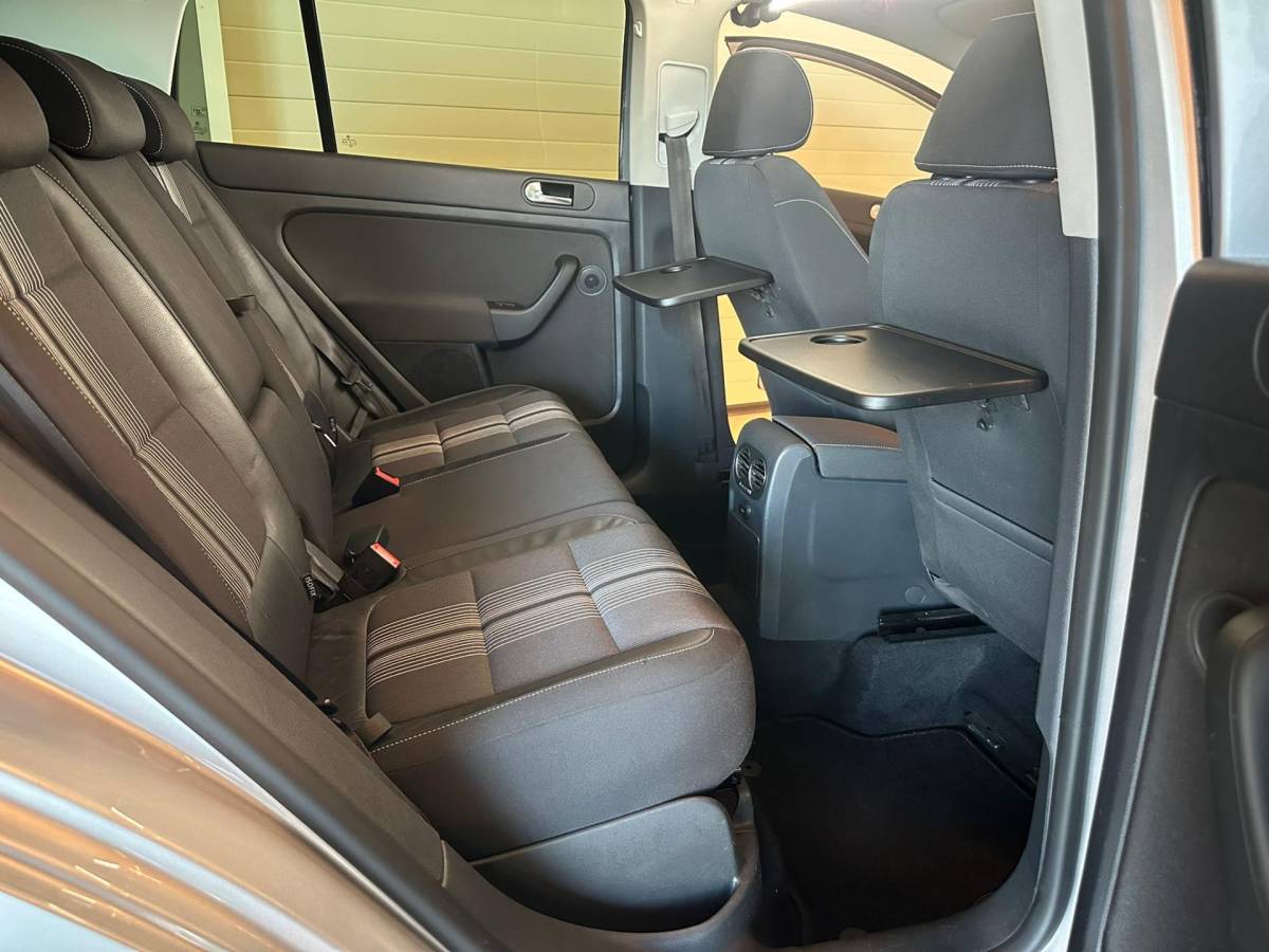 Volkswagen Golf Plus Volkswagen Golf Plus 1.2 TSI AUTOMAAT HIGHLINE-uitv|CLIMA AIRCO|ISOFIX|TREKHAAK|STOELVERWARMING|PARKEERSENSOREN|nwe APK+OH-BEURT