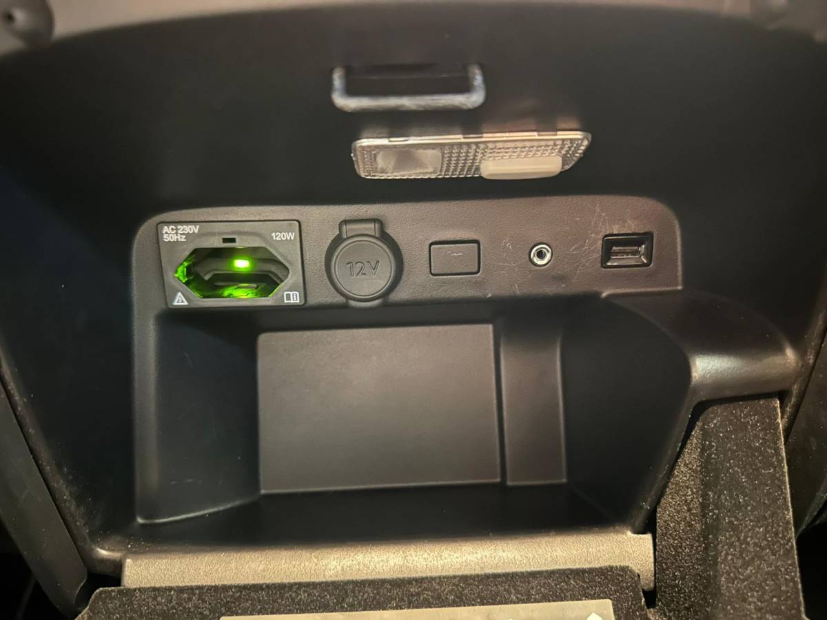 Citroën C4 Spacetourer Citroen C4 SpaceTourer 1.2 PureTech BUSINESS-uitv/CLIMA AIRCO/NAVIGATIE/APPLE CARPLAY/TREKHAAK/LM-VELGEN/ISOFIX/BLUETOOTH/BTW-AUTO