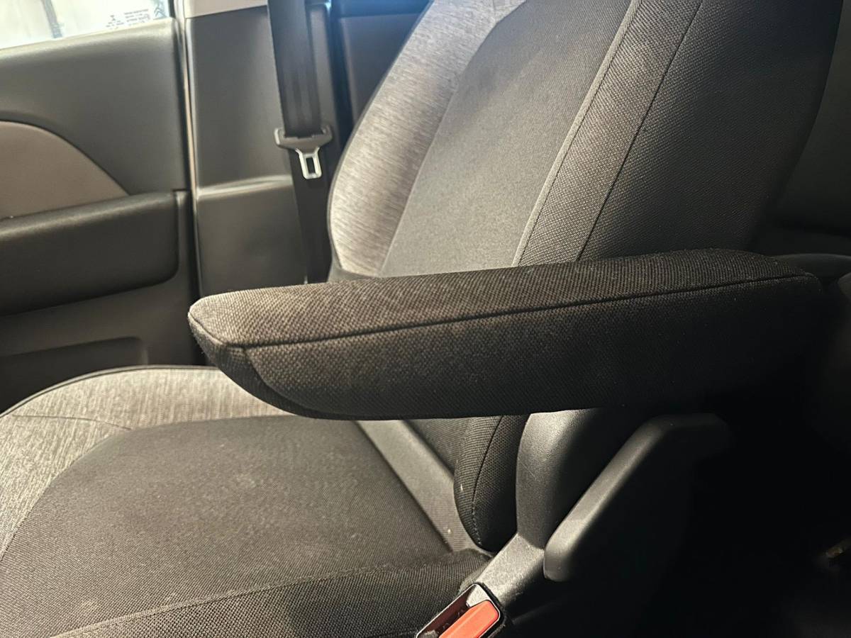 Citroën C4 Spacetourer Citroen C4 SpaceTourer 1.2 PureTech BUSINESS-uitv/CLIMA AIRCO/NAVIGATIE/APPLE CARPLAY/TREKHAAK/LM-VELGEN/ISOFIX/BLUETOOTH/BTW-AUTO