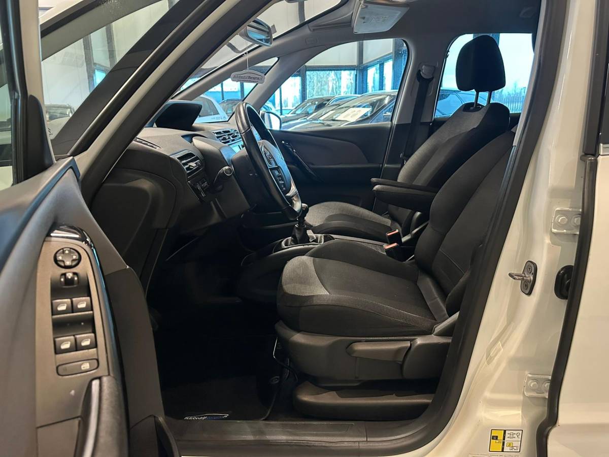 Citroën C4 Spacetourer Citroen C4 SpaceTourer 1.2 PureTech BUSINESS-uitv/CLIMA AIRCO/NAVIGATIE/APPLE CARPLAY/TREKHAAK/LM-VELGEN/ISOFIX/BLUETOOTH/BTW-AUTO