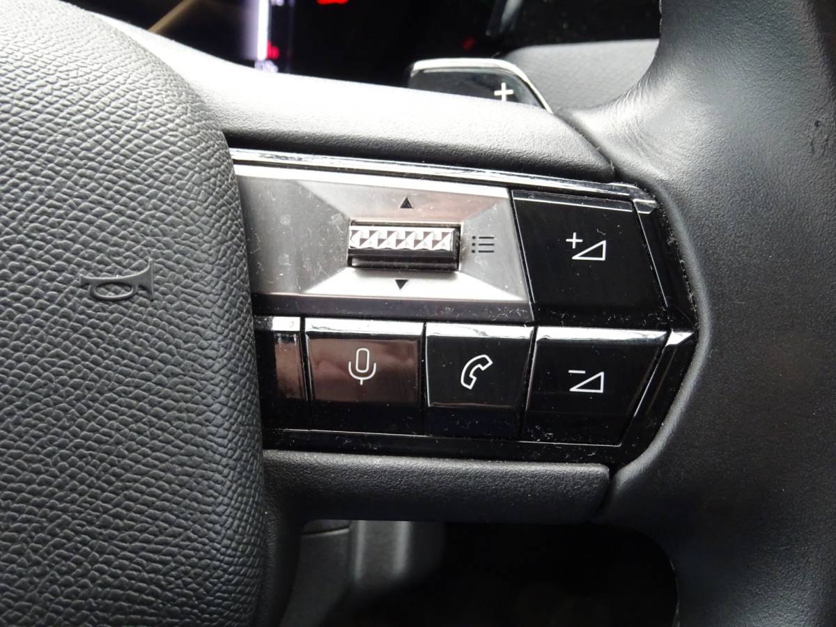 DS DS 4 DS 4 1.2 PureTech Bastille+ * LM 19 * CARPLAY !!