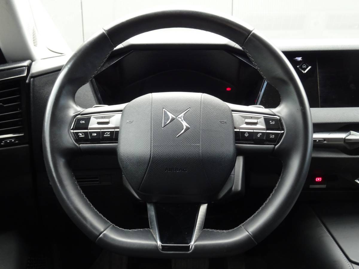 DS DS 4 DS 4 1.2 PureTech Bastille+ * LM 19 * CARPLAY !!