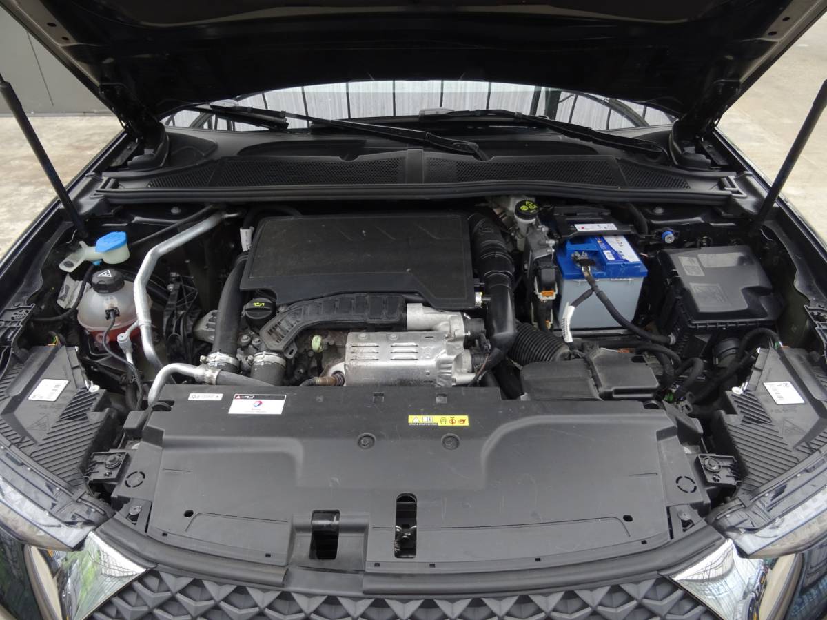 DS DS 4 DS 4 1.2 PureTech Bastille+ * LM 19 * CARPLAY !!