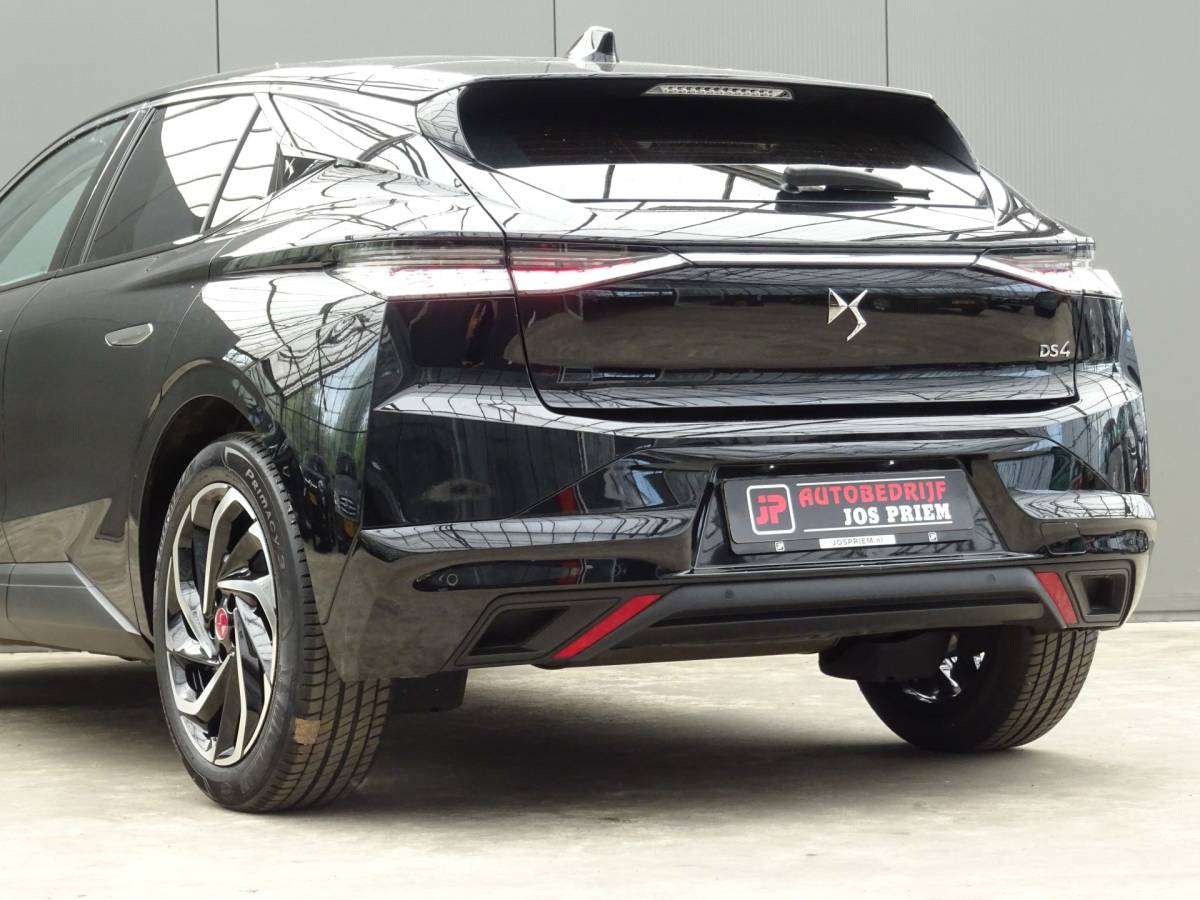 DS DS 4 DS 4 1.2 PureTech Bastille+ * LM 19 * CARPLAY !!