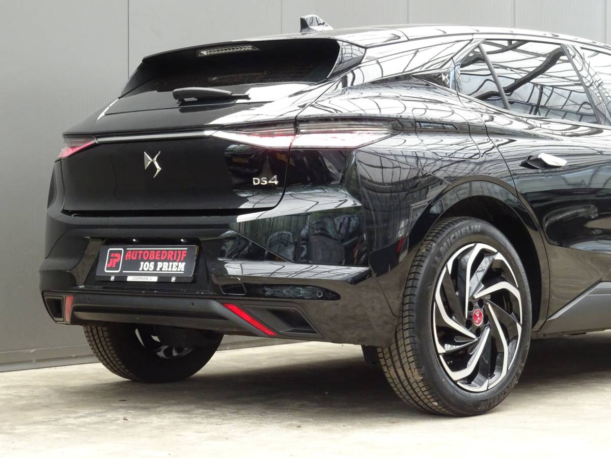DS DS 4 DS 4 1.2 PureTech Bastille+ * LM 19 * CARPLAY !!