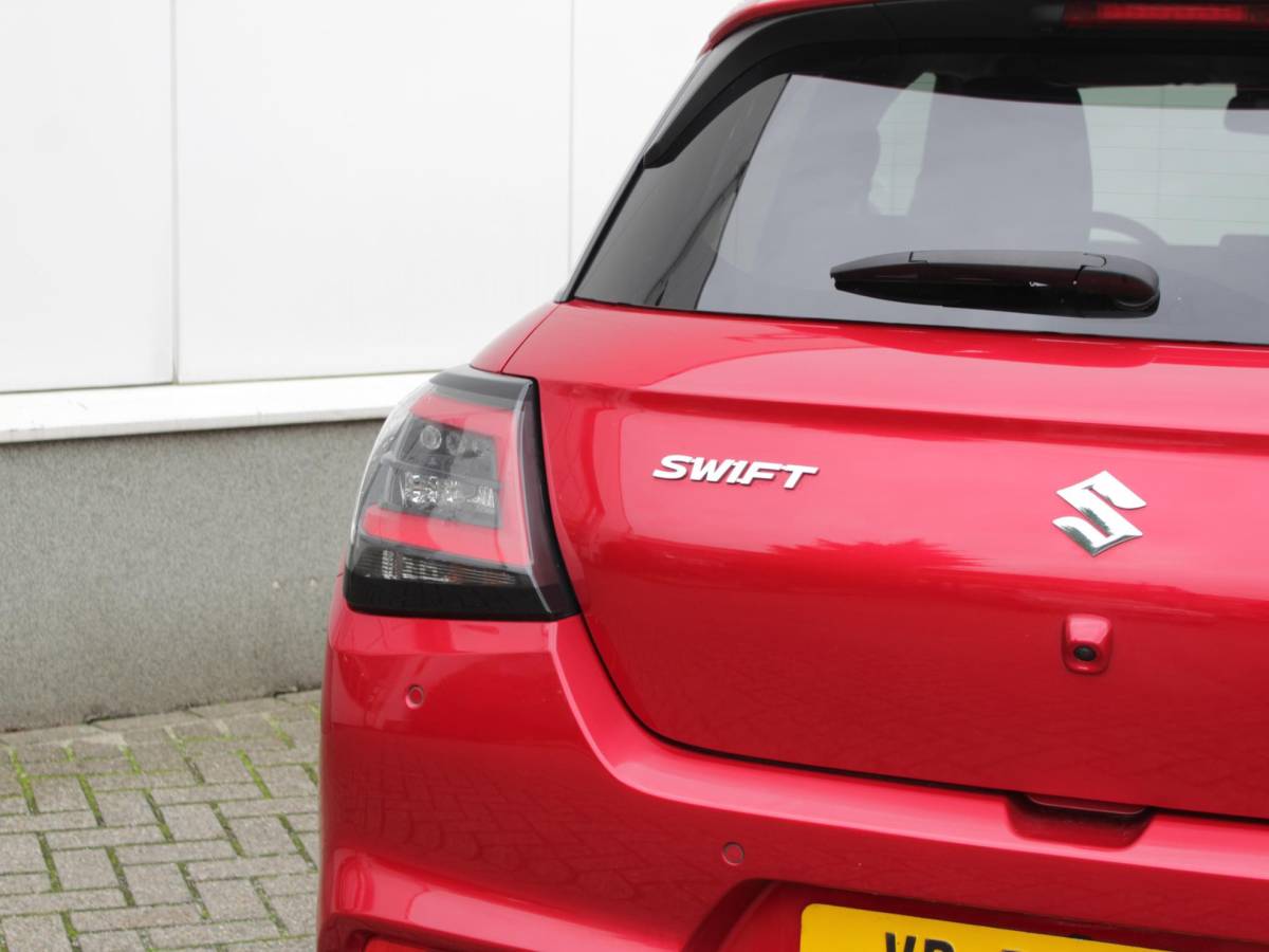 Suzuki Swift Suzuki Swift 1.2 Style Smart Hybrid | Navi | Adap. Cruise | Camera | Lm-Velgen