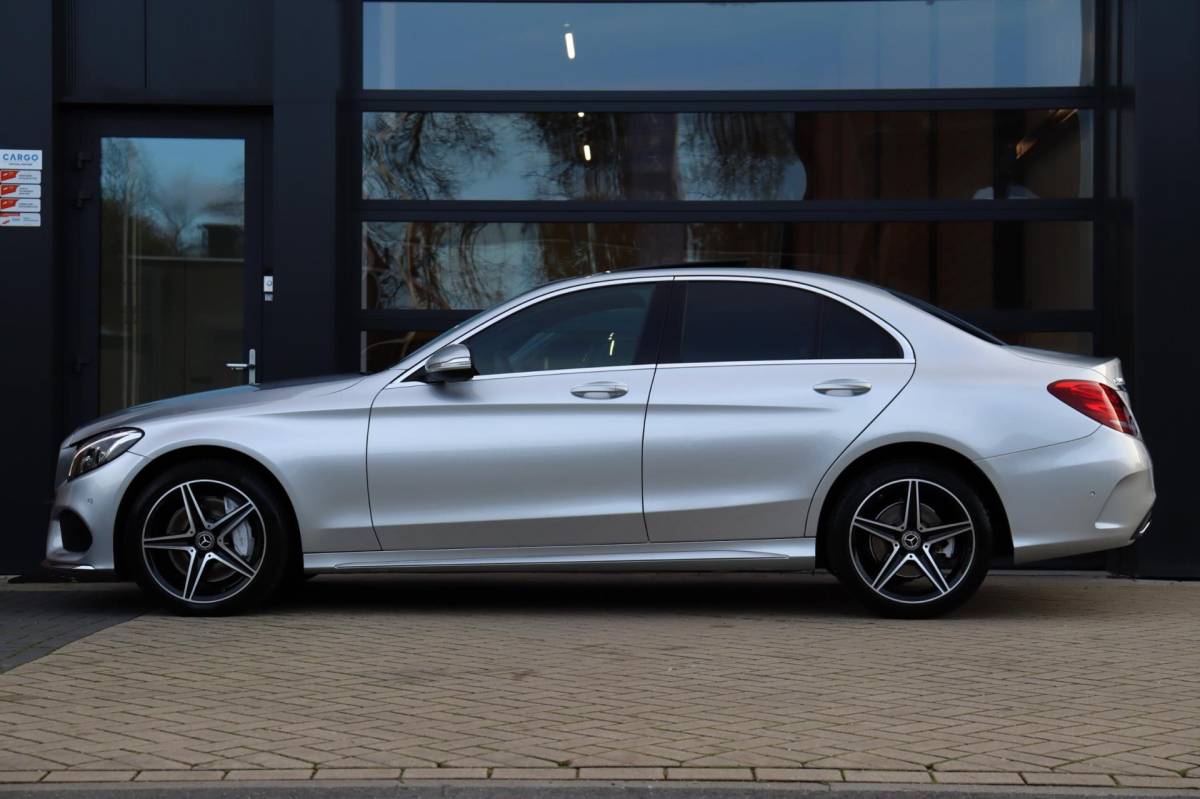 Mercedes-Benz C-Klasse Mercedes-Benz C-klasse 400 4MATIC Prestige | Pano | Elektrische Stoelen | Burmester | Stoelverwarming | Adaptieve Cruise | Leder
