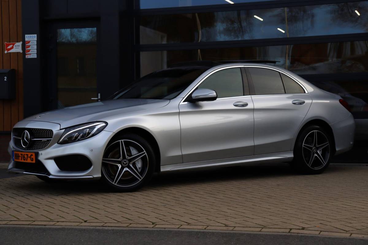 Mercedes-Benz C-Klasse Mercedes-Benz C-klasse 400 4MATIC Prestige | Pano | Elektrische Stoelen | Burmester | Stoelverwarming | Adaptieve Cruise | Leder