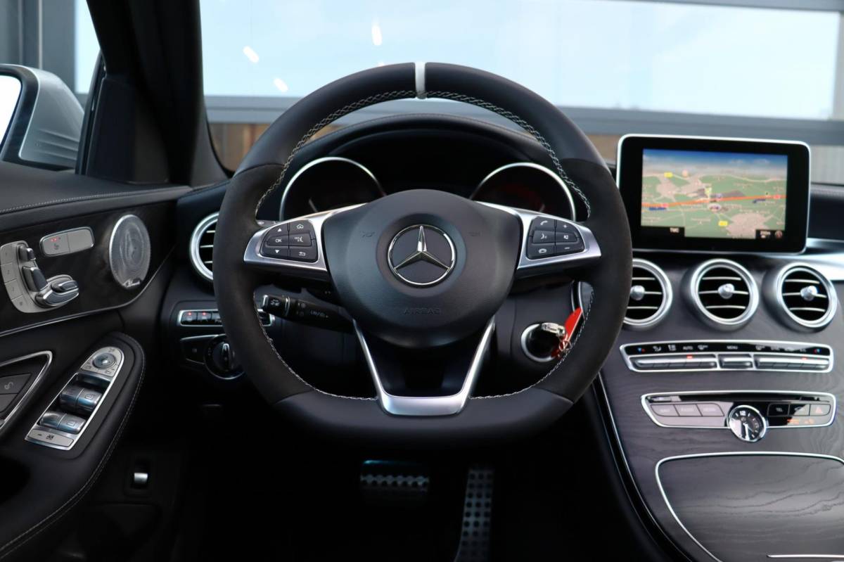 Mercedes-Benz C-Klasse Mercedes-Benz C-klasse 400 4MATIC Prestige | Pano | Elektrische Stoelen | Burmester | Stoelverwarming | Adaptieve Cruise | Leder