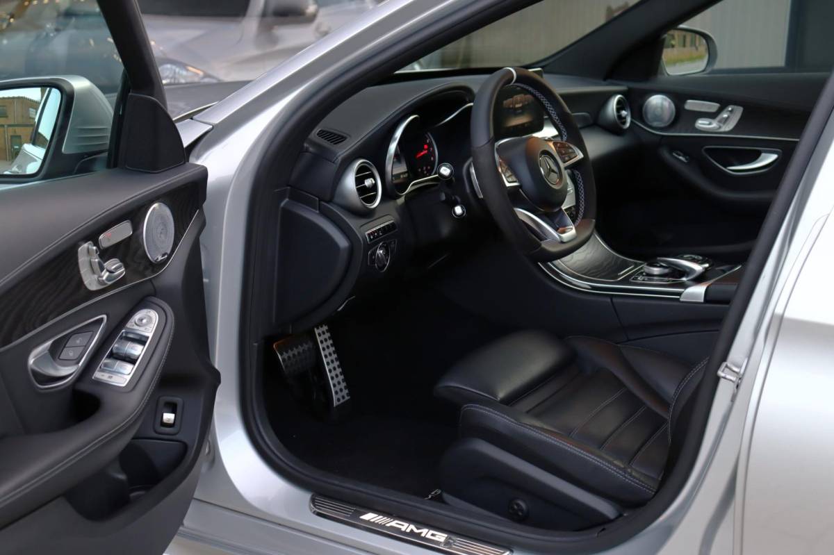 Mercedes-Benz C-Klasse Mercedes-Benz C-klasse 400 4MATIC Prestige | Pano | Elektrische Stoelen | Burmester | Stoelverwarming | Adaptieve Cruise | Leder