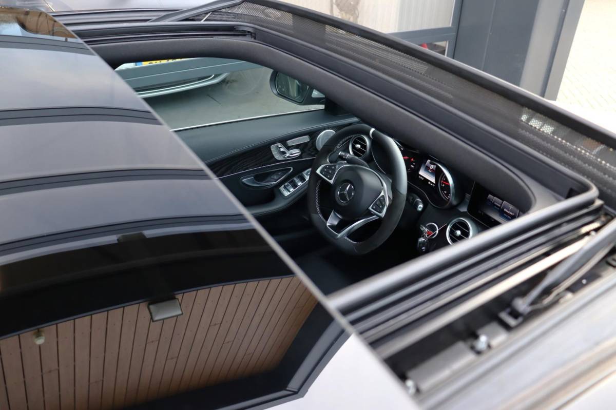 Mercedes-Benz C-Klasse Mercedes-Benz C-klasse 400 4MATIC Prestige | Pano | Elektrische Stoelen | Burmester | Stoelverwarming | Adaptieve Cruise | Leder