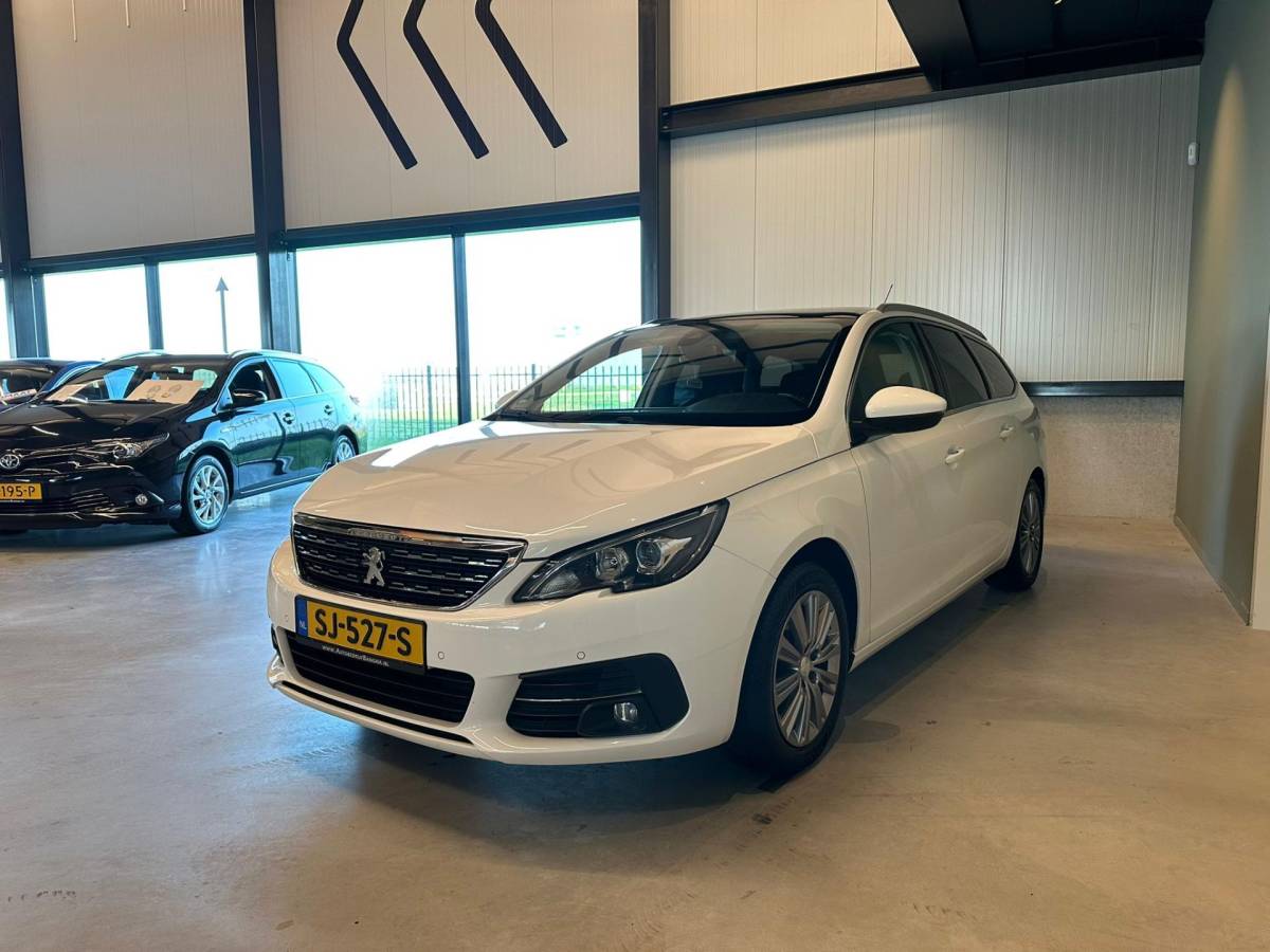 Peugeot 308 Peugeot 308 SW 1.2 PureTech BLUE LEASE PREMIUM|NAVIGATIE|CLIMA AIRCO|ISOFIX|CRUISECONTROL|APPLE CARPLAY+ANDROID|PANORAMADAK|LEER
