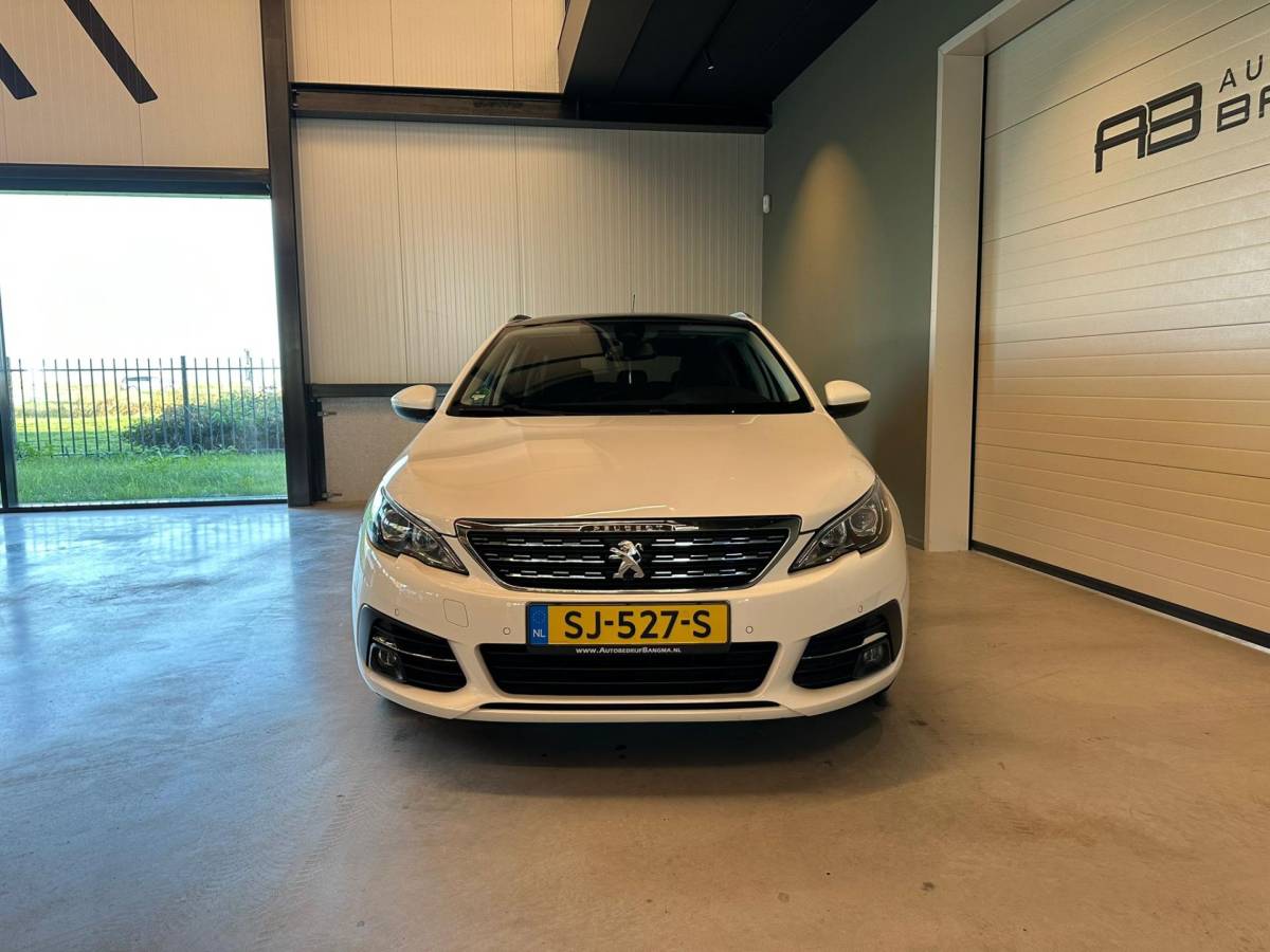 Peugeot 308 Peugeot 308 SW 1.2 PureTech BLUE LEASE PREMIUM|NAVIGATIE|CLIMA AIRCO|ISOFIX|CRUISECONTROL|APPLE CARPLAY+ANDROID|PANORAMADAK|LEER